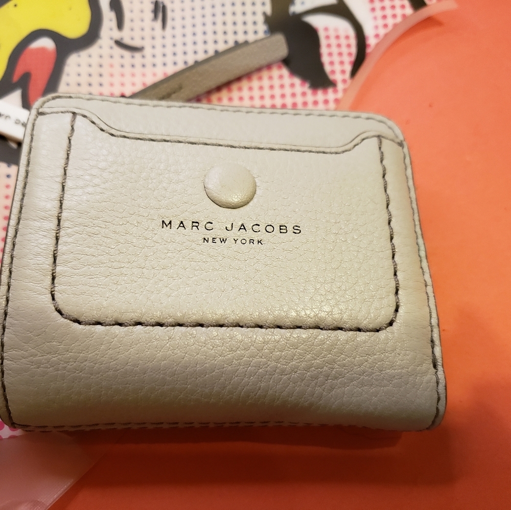Marc Jacobs Double Bill Zipper Wallet *New w Tags*